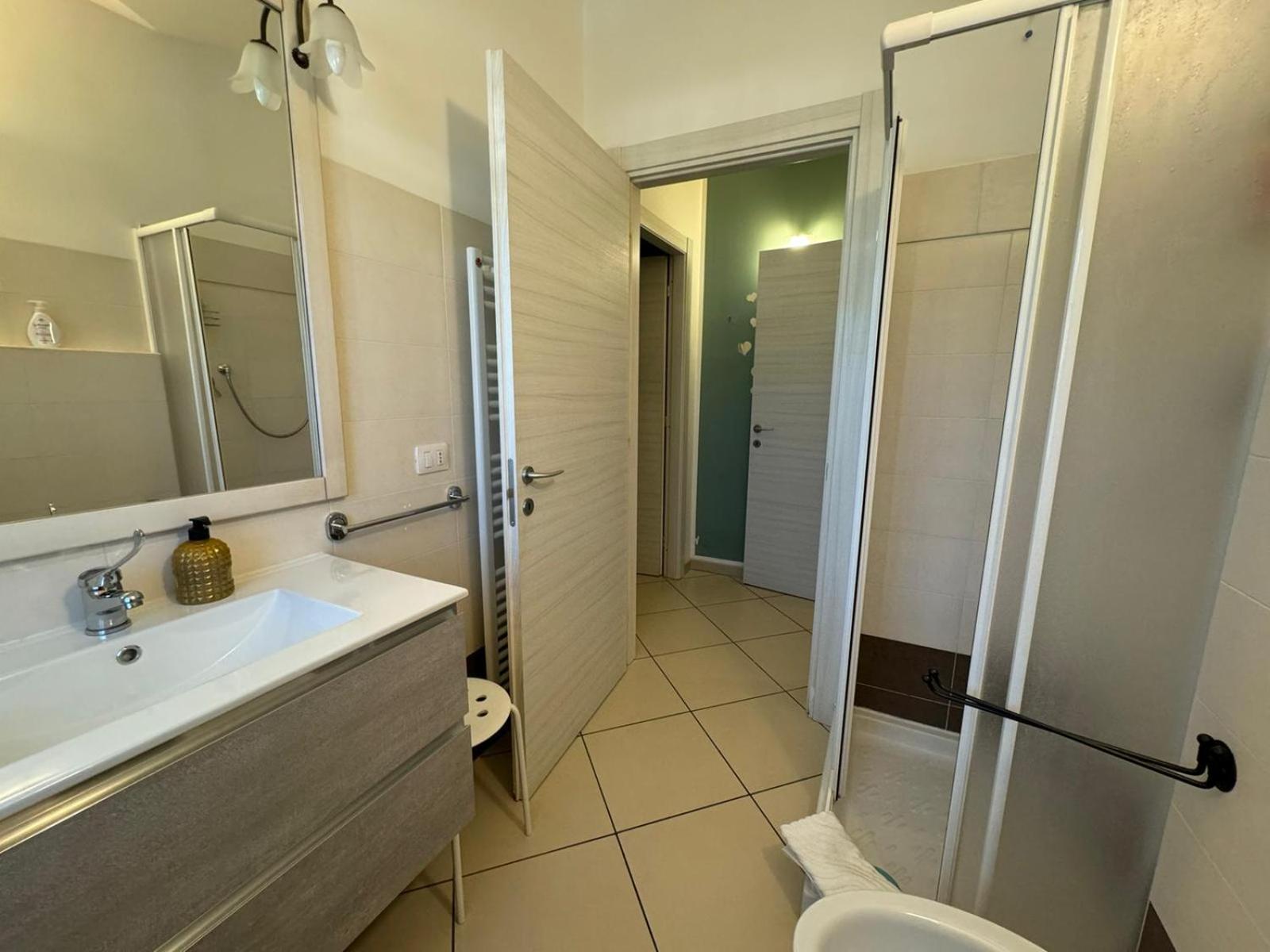 La Casa Di Glenda Ospedale Apartment Terni Bagian luar foto