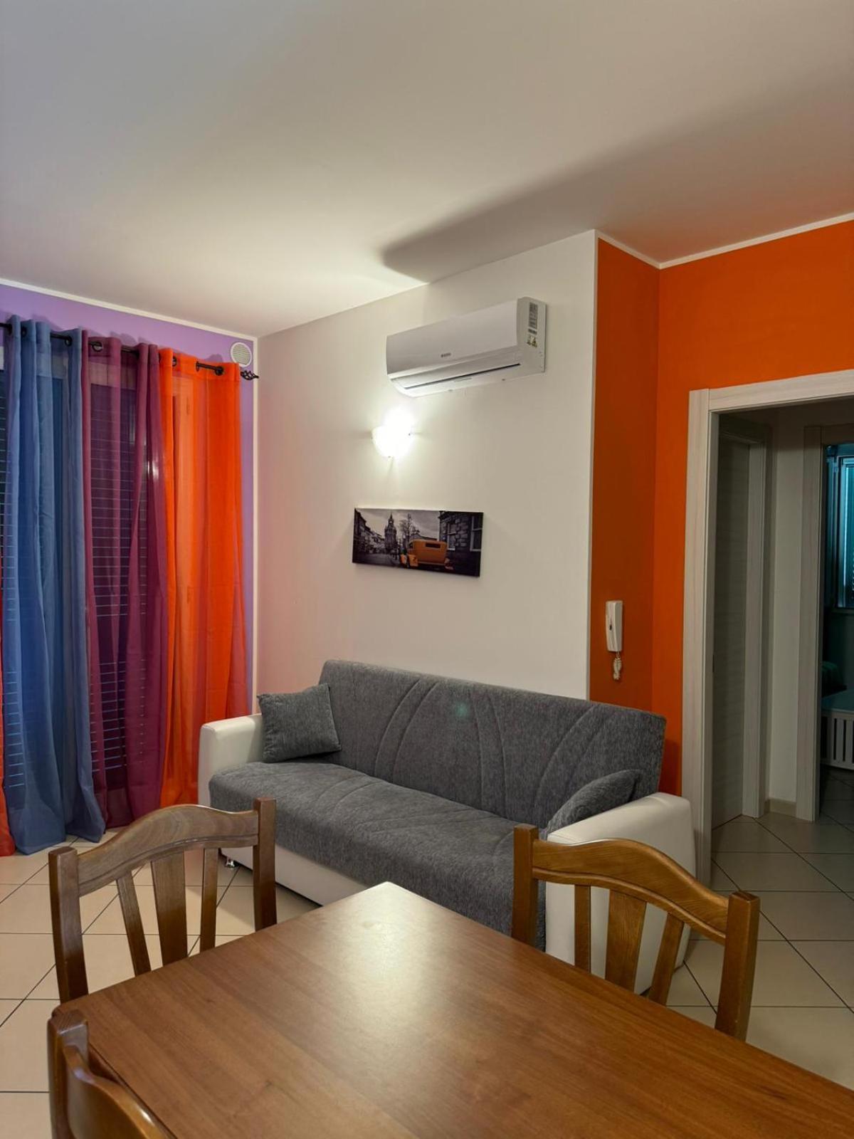 La Casa Di Glenda Ospedale Apartment Terni Bagian luar foto